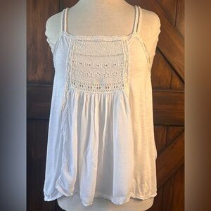 American Eagle Outfitters White Bohemian Peasant Tank Top Blouse 100% Viscose